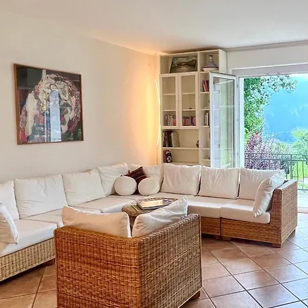 Casa Mia - With Jacuzzi & View Вилла *